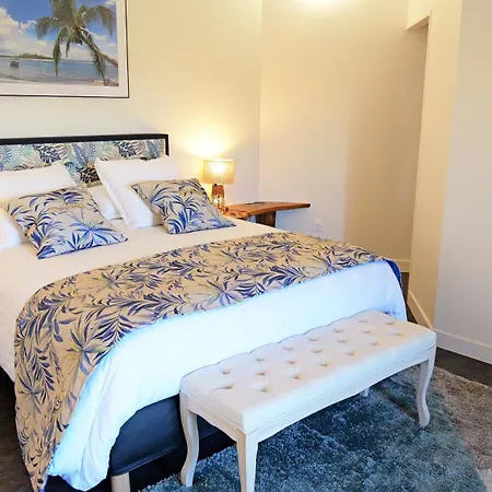 D'hotes Doux Brazil Bed & Breakfast *